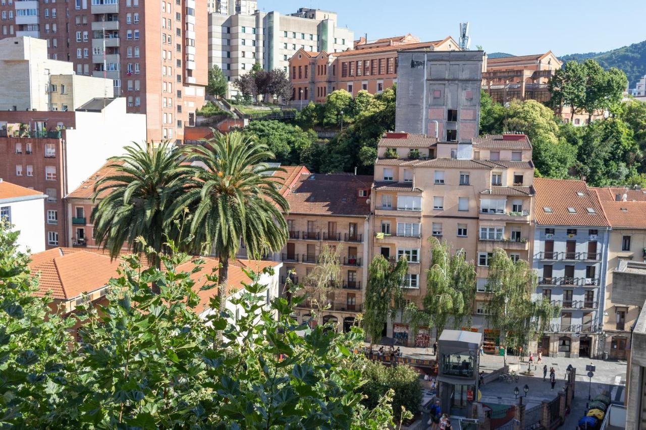 Апартаменты Bilbao Sensations.Old Town Exclusive Views&Parking Экстерьер фото